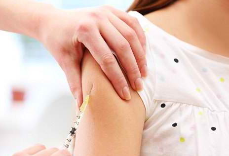 Mengenal Vaksin Tifoid